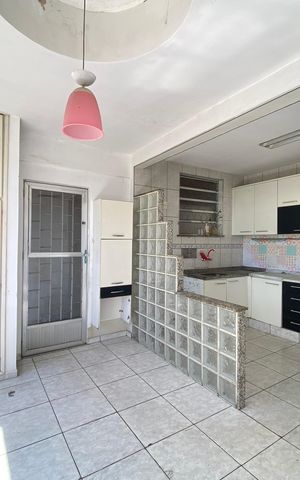 Casa à venda com 120m², 4 quartos e 4 vagas