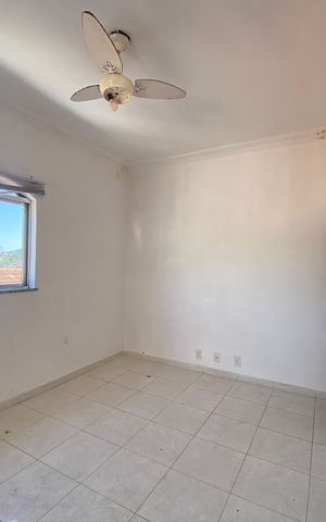 Casa à venda com 120m², 4 quartos e 4 vagas