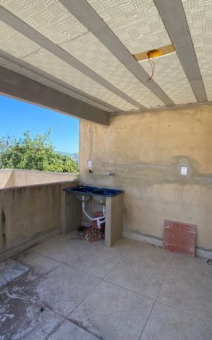 Casa à venda com 120m², 4 quartos e 4 vagas