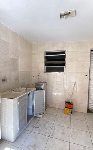 Casa à venda com 120m², 4 quartos e 4 vagas