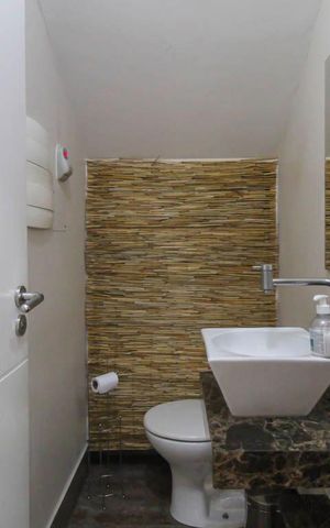 Casa para alugar com 360m², 4 quartos e 6 vagas