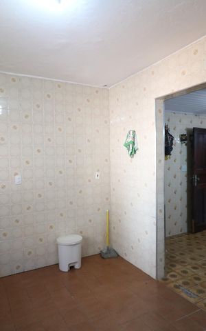 Casa à venda com 285m², 3 quartos e 9 vagas Casa à venda com 285m², 3 quartos e 9 vagasCozinha