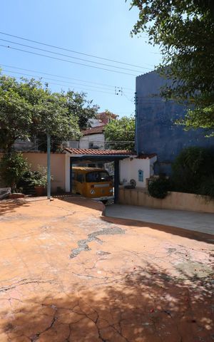 Casa à venda com 285m², 3 quartos e 9 vagas Casa à venda com 285m², 3 quartos e 9 vagasQuintal