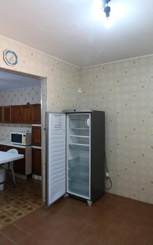 Casa à venda com 285m², 3 quartos e 9 vagas Casa à venda com 285m², 3 quartos e 9 vagasCozinha