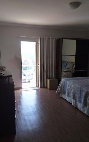 Casa à venda com 290m², 3 quartos e 6 vagas