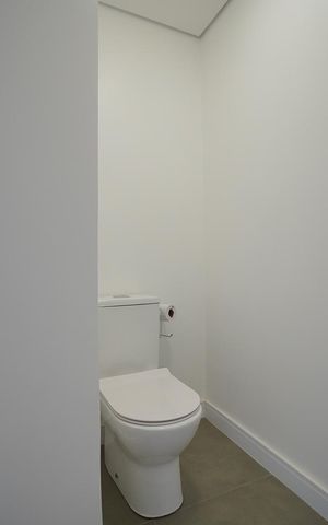 Apartamento para alugar com 82m², 2 quartos e 1 vagaLavabo