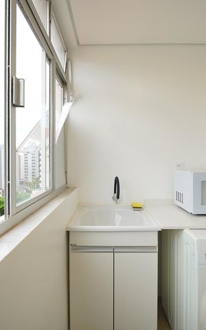 Apartamento para alugar com 82m², 2 quartos e 1 vagaCozinha e Área de Serviço