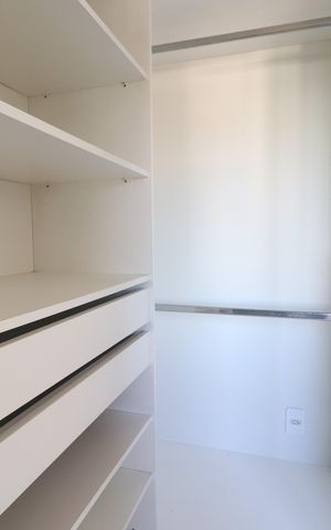 Apartamento à venda com 63m², 2 quartos e 1 vagaCloset Quarto 01