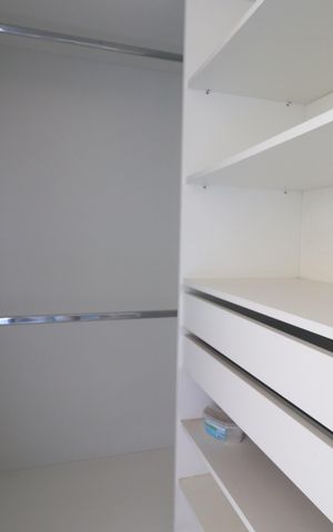 Apartamento à venda com 63m², 2 quartos e 1 vagaCloset Quarto 01