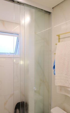 Apartamento à venda com 107m², 3 quartos e 2 vagasBanheiro 2 da Suíte 1