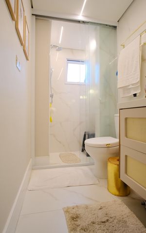 Apartamento à venda com 107m², 3 quartos e 2 vagasBanheiro 2 da Suíte 1