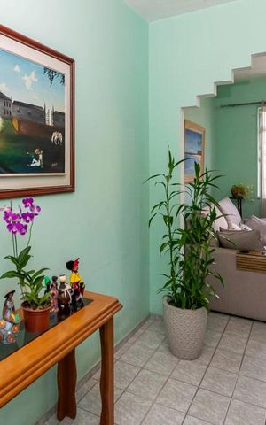 Casa à venda com 138m², 3 quartos e 5 vagas Casa à venda com 138m², 3 quartos e 5 vagasSala de Jantar