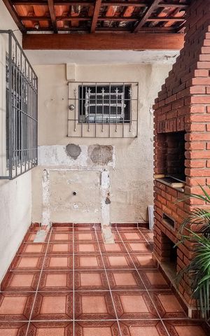 Casa à venda com 120m², 4 quartos e 2 vagas