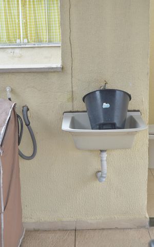 Apartamento à venda com 80m², 2 quartos e 1 vagaAera de Serviço