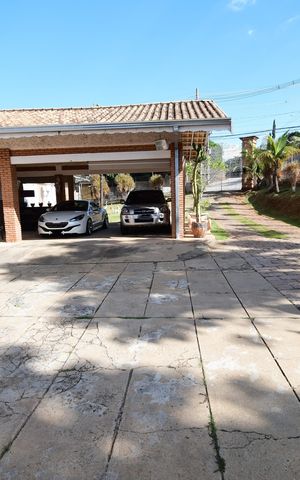 Casa à venda com 700m², 6 quartos e 20 vagasGaragem