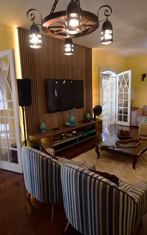 Casa à venda com 700m², 6 quartos e 20 vagasSala