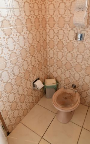 Casa à venda com 700m², 6 quartos e 20 vagasBanheiro Suíte