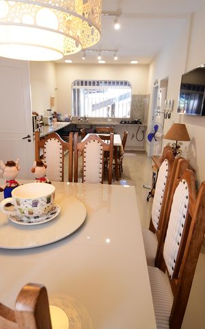 Casa à venda com 700m², 6 quartos e 20 vagasCozinha