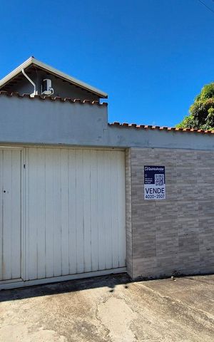 Casa à venda com 197m², 3 quartos e 10 vagas Casa à venda com 197m², 3 quartos e 10 vagasFachada do Prédio