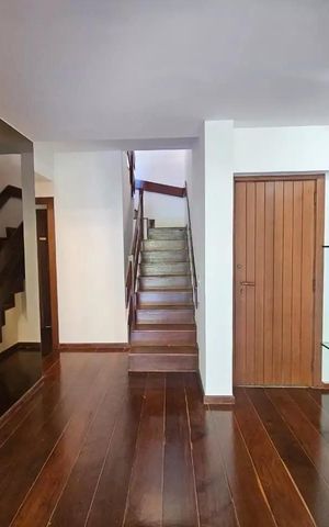 Apartamento à venda com 292m², 4 quartos e 2 vagas