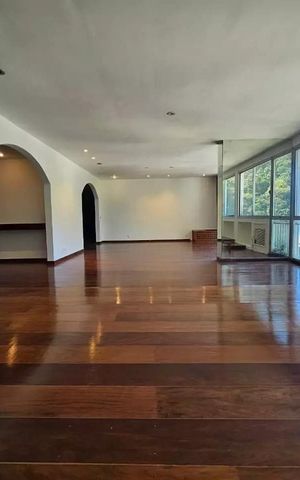 Apartamento à venda com 292m², 4 quartos e 2 vagas