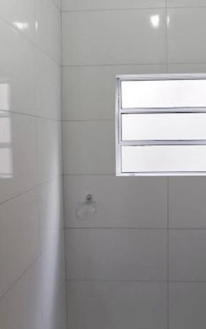 Casa para alugar com 50m², 1 quarto e sem vaga Casa para alugar com 50m², 1 quarto e sem vagaBanheiro