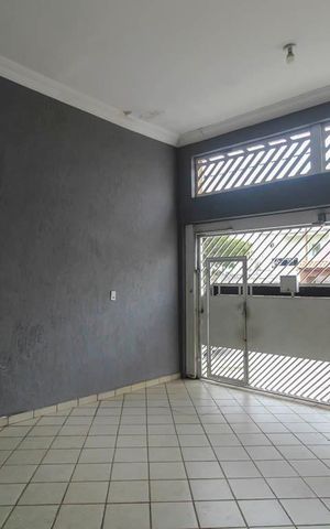 Casa à venda com 500m², 3 quartos e 2 vagas