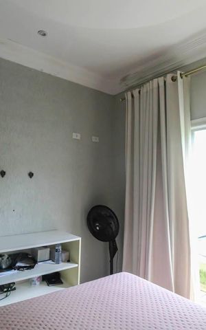 Casa à venda com 500m², 3 quartos e 2 vagas Casa à venda com 500m², 3 quartos e 2 vagasSuite 2