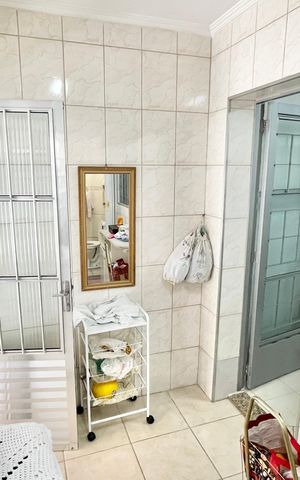Casa à venda com 110m², 3 quartos e 1 vaga Casa à venda com 110m², 3 quartos e 1 vagaÁrea de Serviço