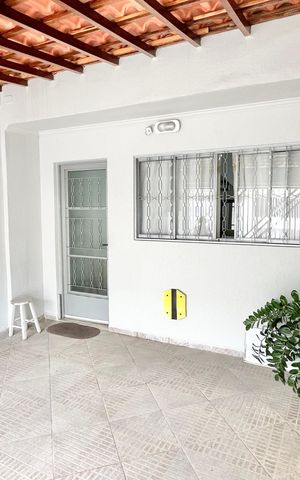 Casa à venda com 110m², 3 quartos e 1 vaga Casa à venda com 110m², 3 quartos e 1 vagaGaragem