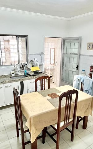 Casa à venda com 110m², 3 quartos e 1 vaga Casa à venda com 110m², 3 quartos e 1 vagaCozinha
