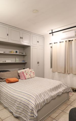 Casa à venda com 190m², 4 quartos e 2 vagasSuíte 1