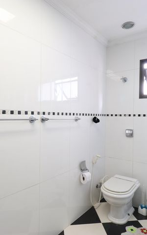 Casa à venda com 190m², 4 quartos e 2 vagasBanheiro Social 