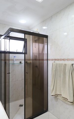 Casa à venda com 190m², 4 quartos e 2 vagasBanheiro da Suíte 1