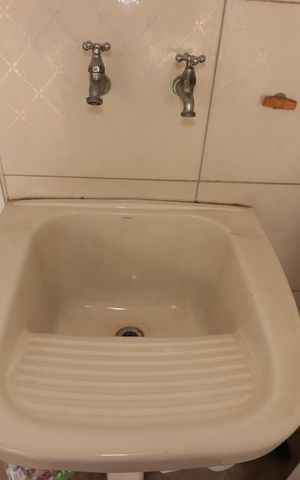 Casa para alugar com 300m², 3 quartos e 3 vagasÁrea de Serviço - Tanque