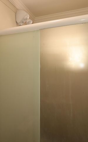Casa para alugar com 300m², 3 quartos e 3 vagasBanheiro Social