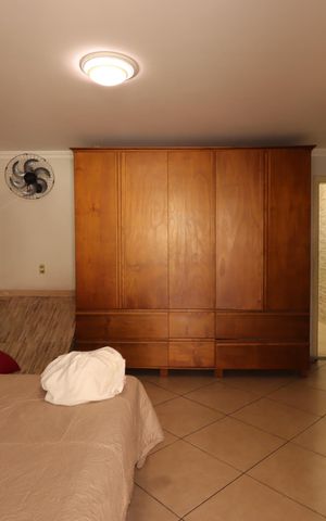 Casa para alugar com 300m², 3 quartos e 3 vagasSuíte