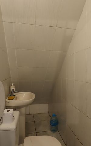Casa para alugar com 300m², 3 quartos e 3 vagasLavabo