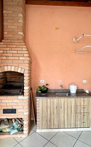 Casa à venda com 151m², 3 quartos e 2 vagas Casa à venda com 151m², 3 quartos e 2 vagasQuintal