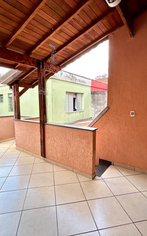 Casa à venda com 151m², 3 quartos e 2 vagas Casa à venda com 151m², 3 quartos e 2 vagasQuintal