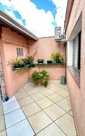 Casa à venda com 151m², 3 quartos e 2 vagas Casa à venda com 151m², 3 quartos e 2 vagasQuintal