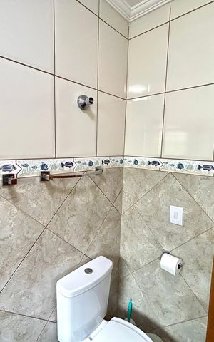 Casa à venda com 151m², 3 quartos e 2 vagas Casa à venda com 151m², 3 quartos e 2 vagasBanheiro 1