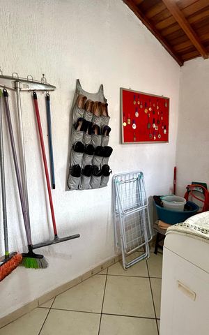 Casa à venda com 151m², 3 quartos e 2 vagas Casa à venda com 151m², 3 quartos e 2 vagasÁrea de Serviço