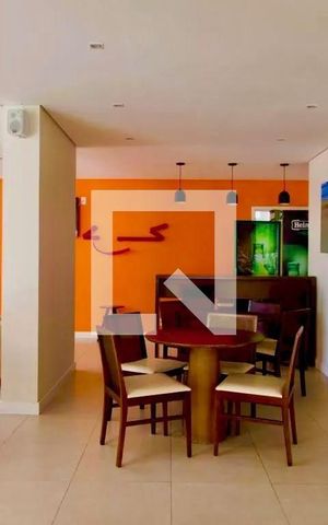 Apartamento para alugar com 60m², 2 quartos e 1 vaga Apartamento para alugar com 60m², 2 quartos e 1 vagaÁrea comum - Salão de festas