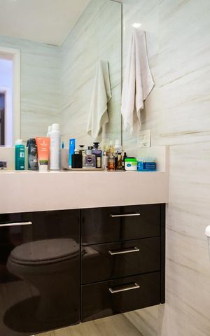 Apartamento à venda com 87m², 2 quartos e 1 vagaBanheiro Suíte 1