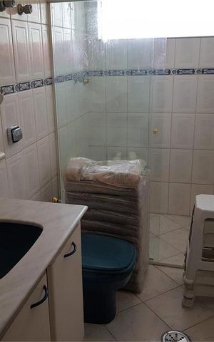 Casa à venda com 324m², 4 quartos e 3 vagas