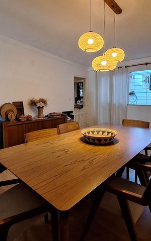 Casa à venda com 350m², 3 quartos e 3 vagas Casa à venda com 350m², 3 quartos e 3 vagasSala 2