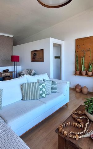 Casa à venda com 350m², 3 quartos e 3 vagas Casa à venda com 350m², 3 quartos e 3 vagasSala 1