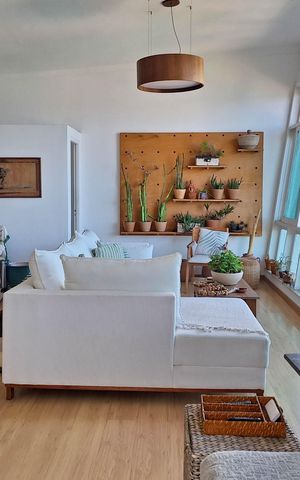 Casa à venda com 350m², 3 quartos e 3 vagas Casa à venda com 350m², 3 quartos e 3 vagasSala 1