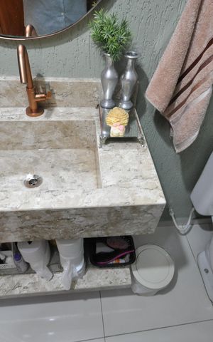 Casa à venda com 150m², 3 quartos e 2 vagasLavabo
